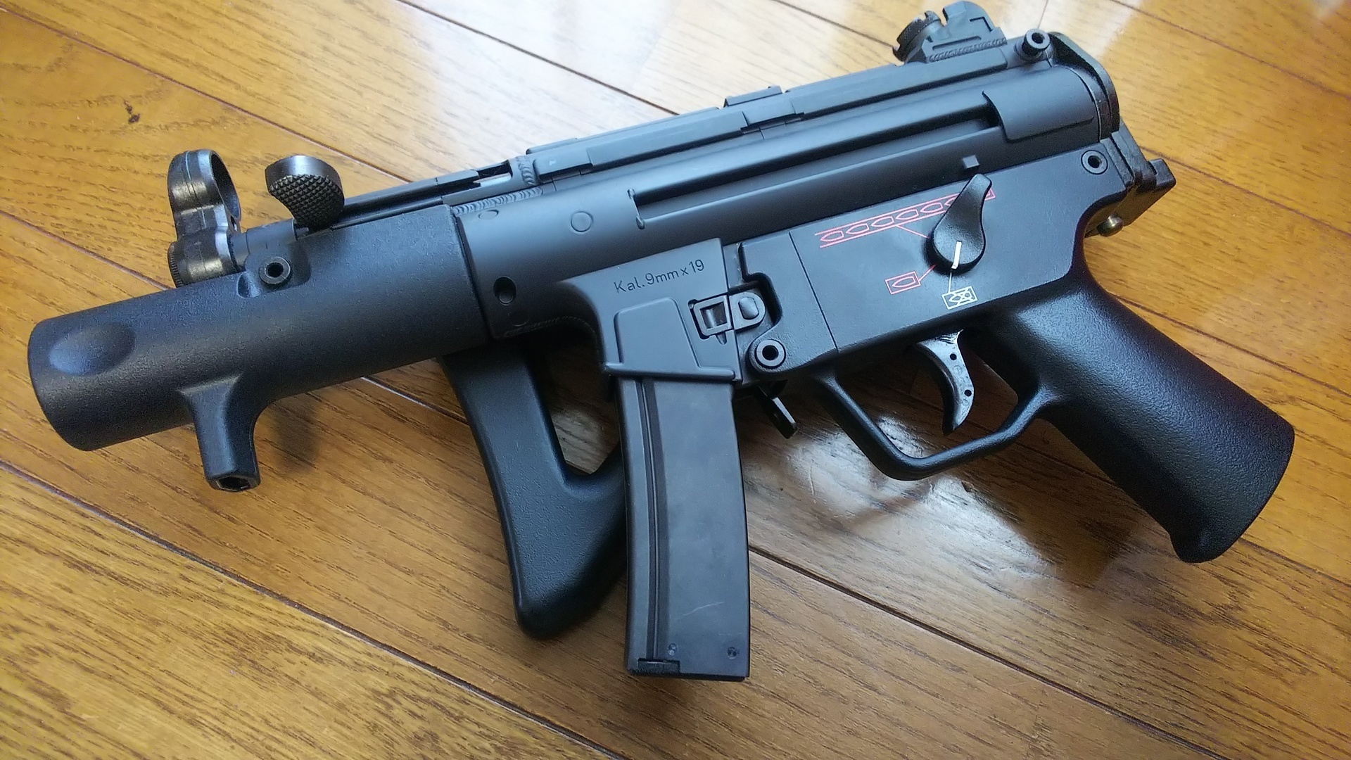 マルゼン MP5Kチャージャーのストックを交換カスタム: まる吉のトイガン駐屯地