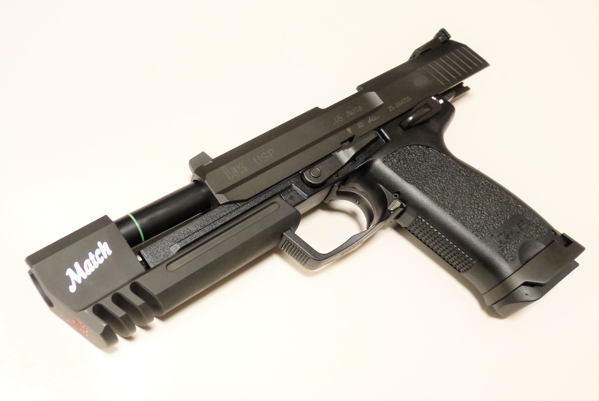 KSC USP.45 Match トゥームレイダー・ララクロフトの銃 - 北海道のおもちゃ