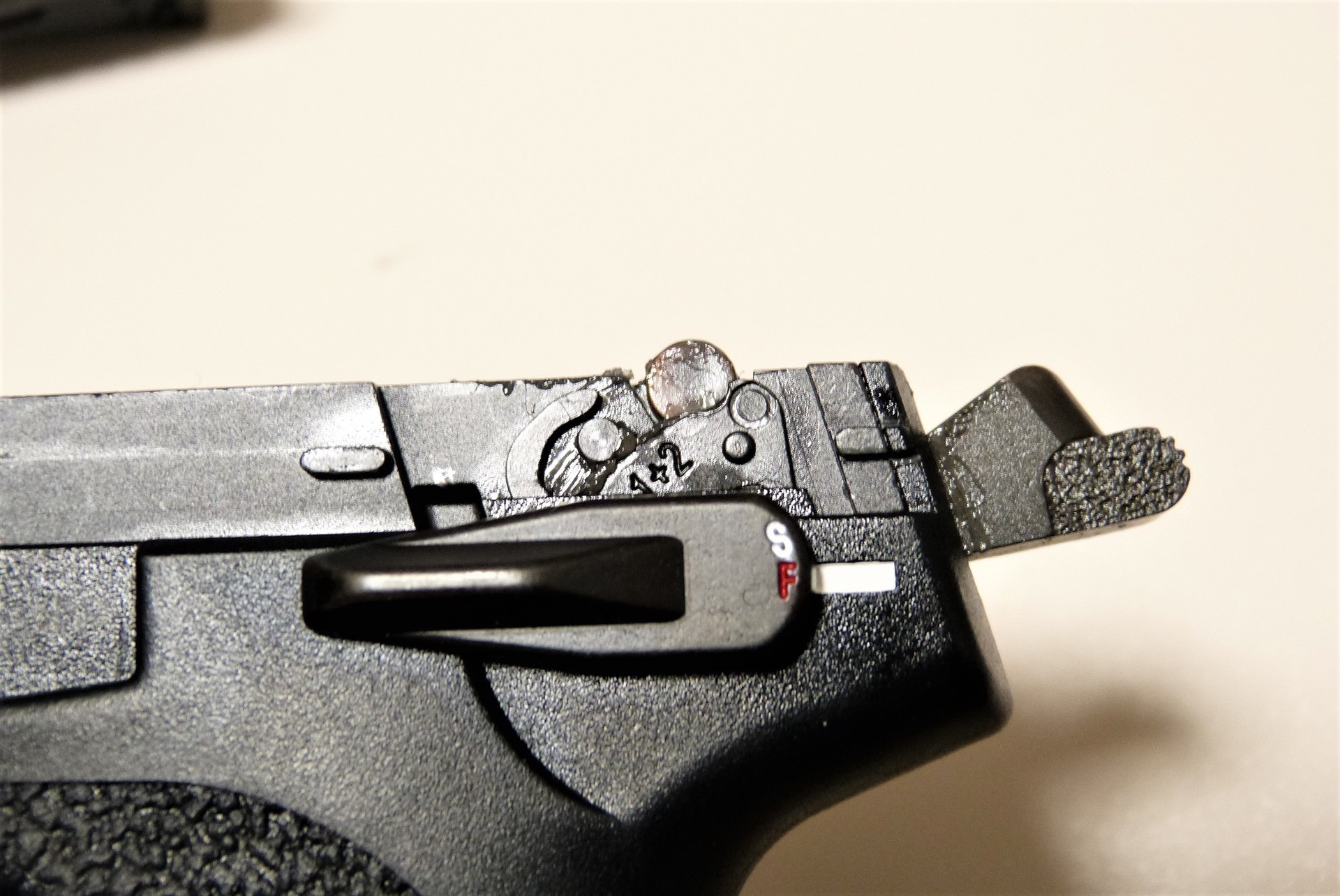 KSC USP.45 マッチ スライドHW ガスガンをレビュー: まる吉の