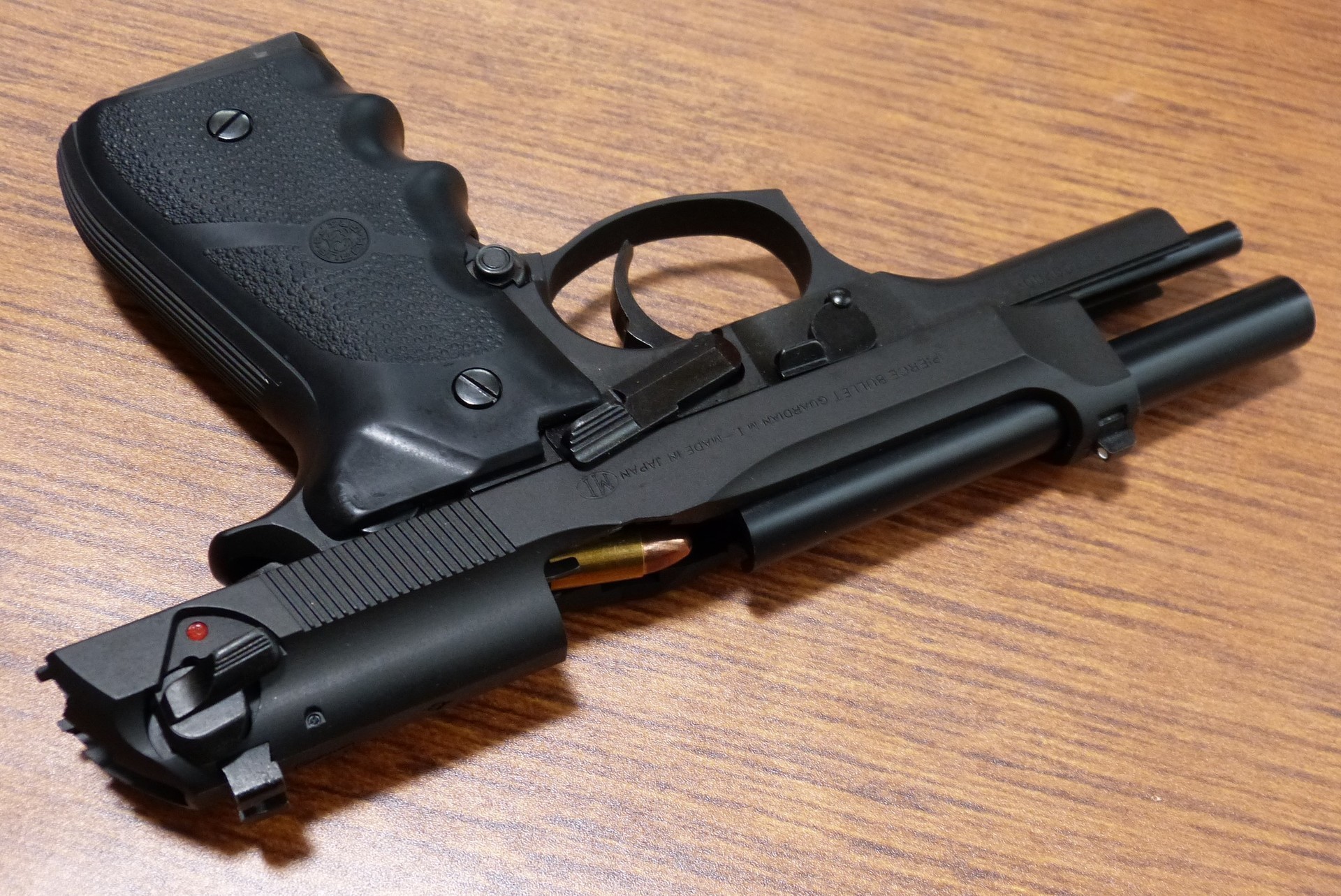 マルシン ベレッタ USA M92FS HW モデルガン & 実物マガジン - トイガン