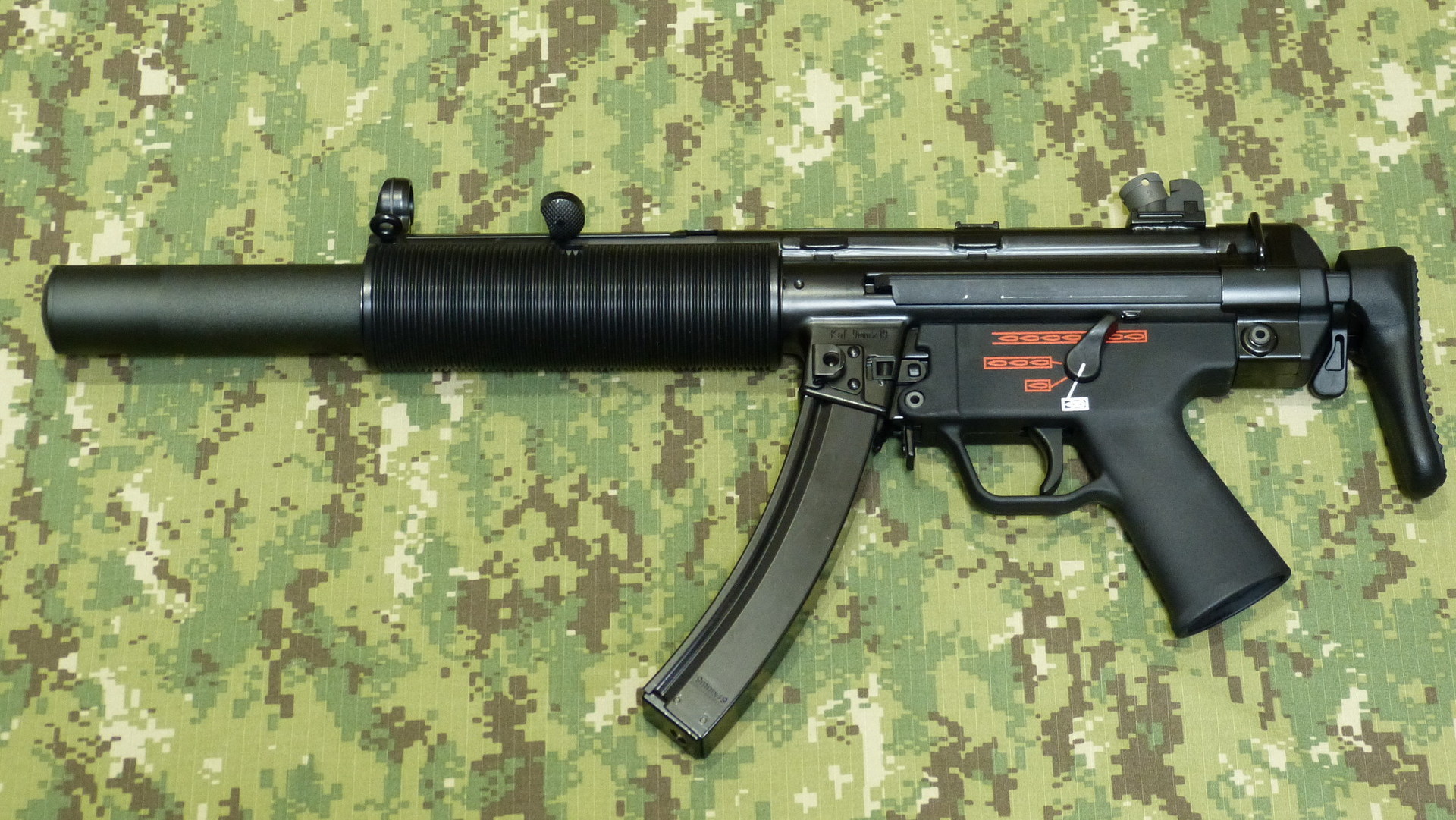 WE MP5SD6 ガスガンをレビュー: まる吉のトイガン駐屯地