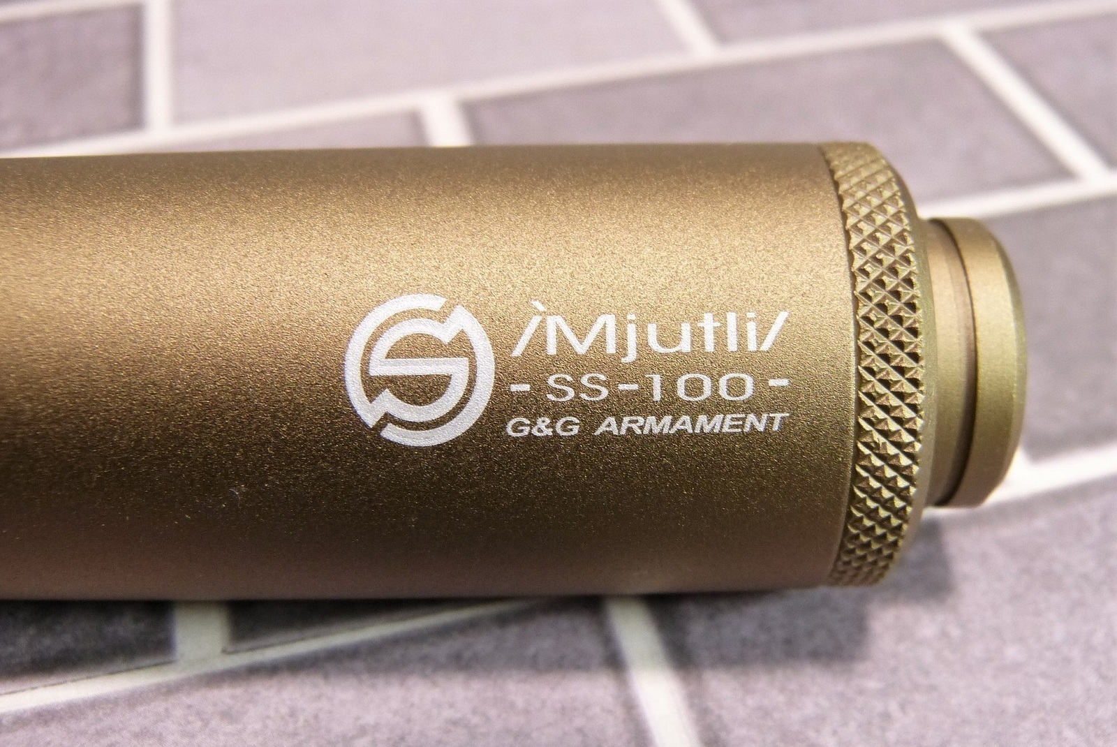 G&G G-01-014 SS-100 モックサプレッサーのレビュー: まる吉の G&G G-01-014 SS-100 モックサプレッサーのレビュー: まる吉の