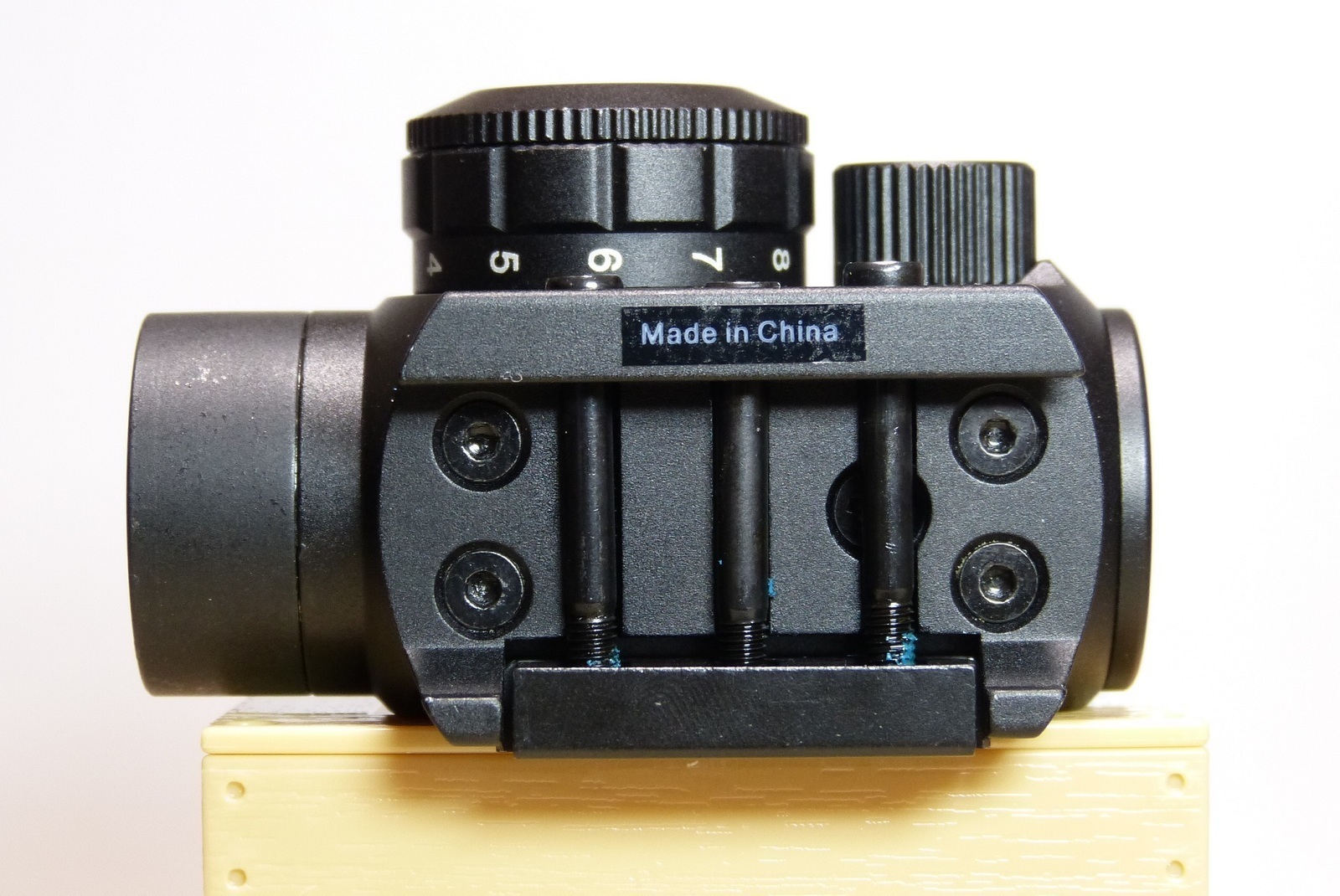 SIG品質の STS-081 ドットサイトをレビュー: まる吉のトイガン基地 SIG品質の STS-081 ドットサイトをレビュー: まる吉のトイガン基地