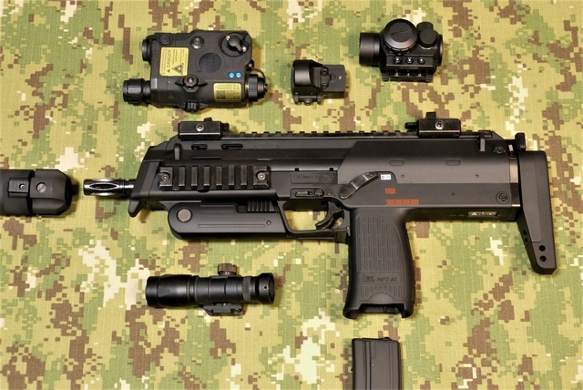 東京マルイ MP7A1 電動ガンの実射性能をレビュー: まる吉の