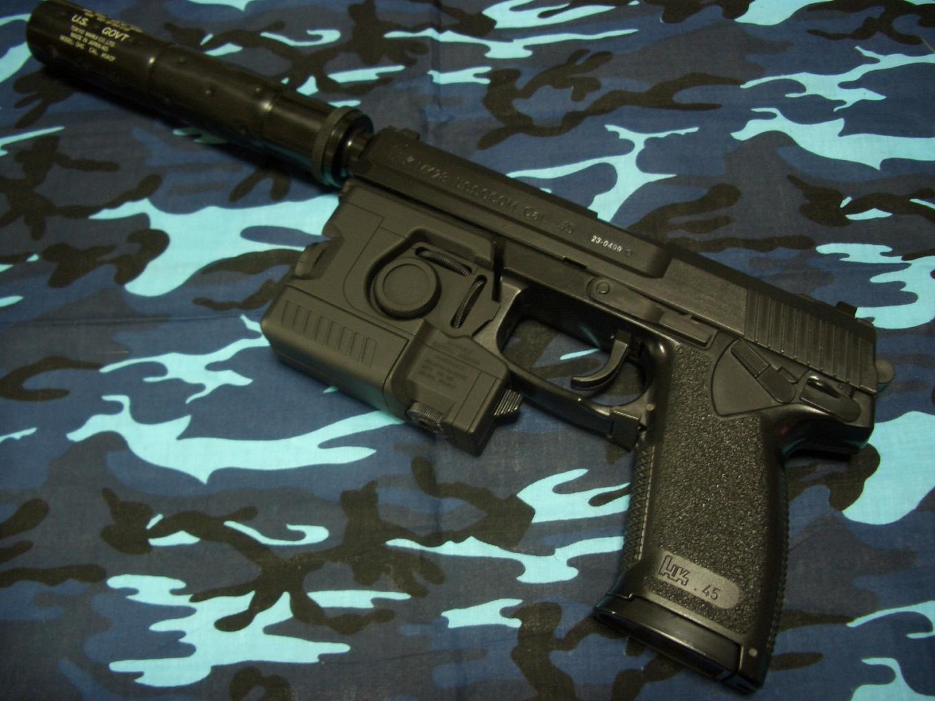 東京マルイ H&K Mk23 SOCOM 10禁エアーハンドガンをレビュー