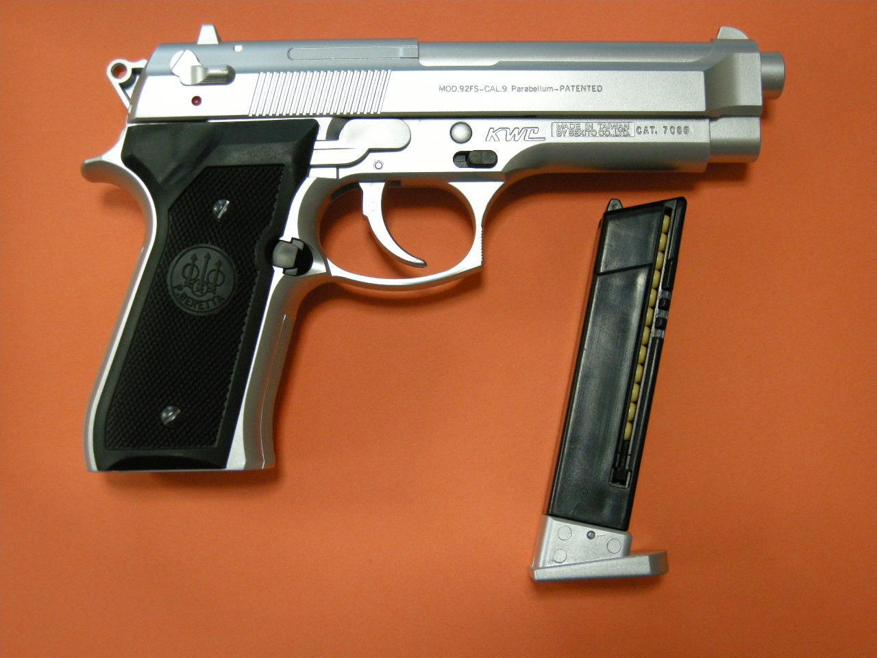 S2S ベレッタ M92FS シルバー エアコッキングをレビュー: まる吉