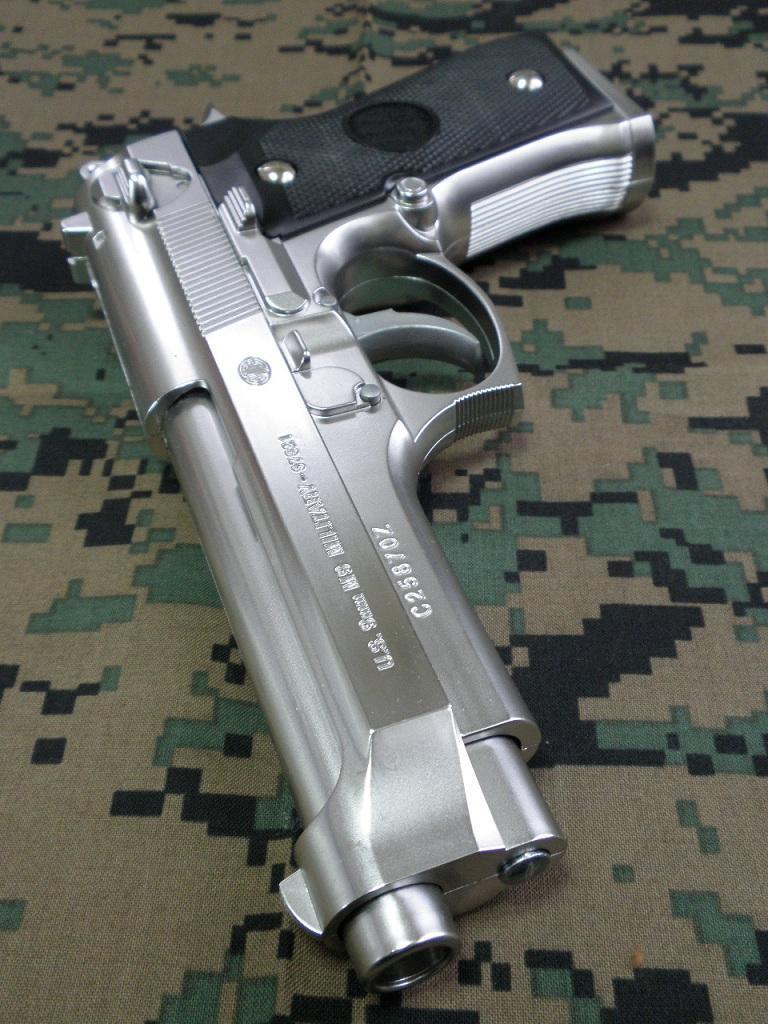 M92F ミリタリーモデル エアガン - トイガン