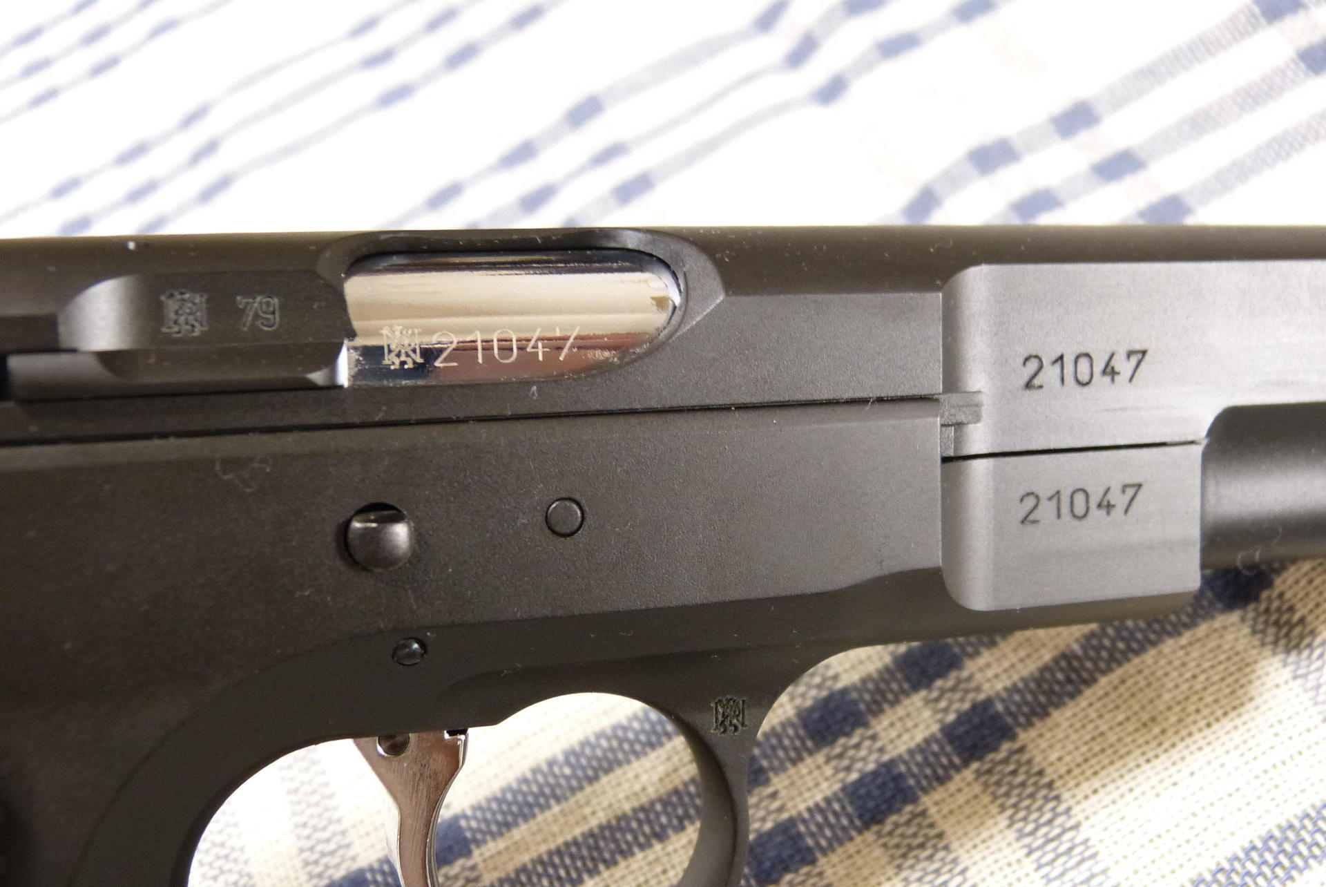 Cz75 1st HW @KSC レビュー: まる吉のトイガン基地