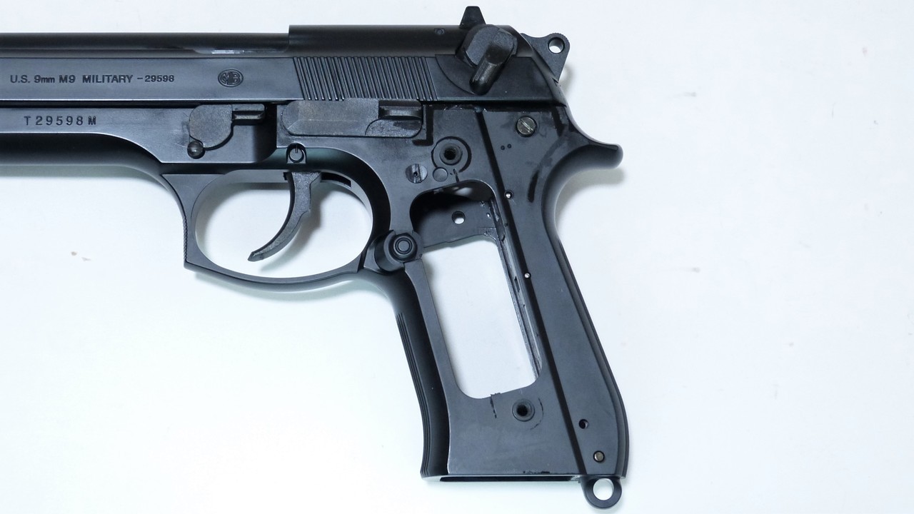 m92f ガスガン グリップ交換済み - トイガン