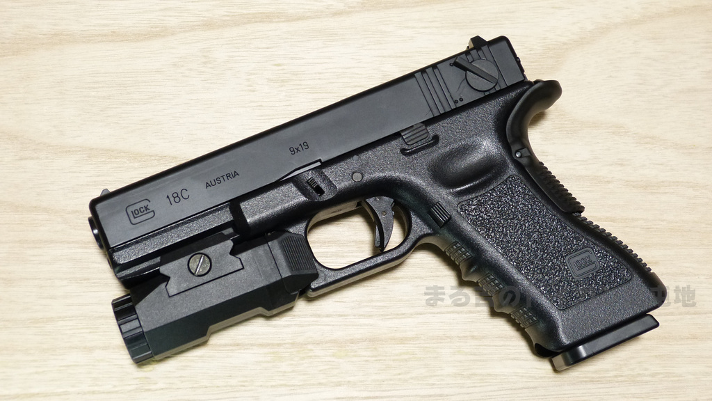 INFORCE APL-C タイプ LEDライト TAN グロック 格好よく G17
