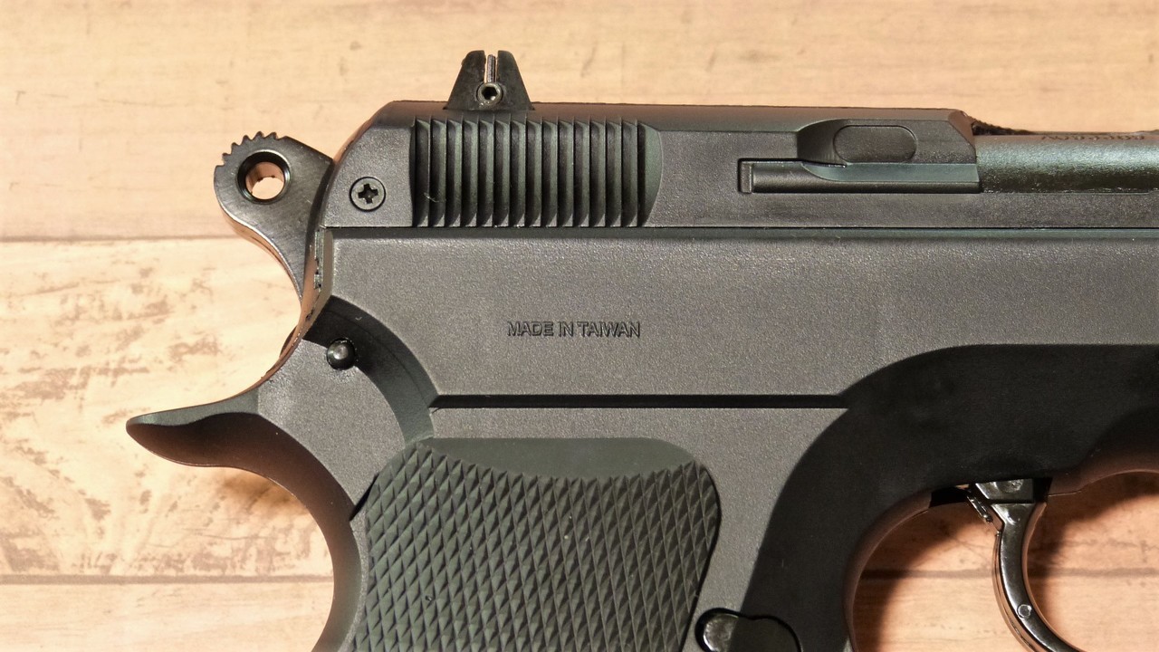 SIIS CZ75D コンパクト ガスガンのレビューと評価: まる吉の