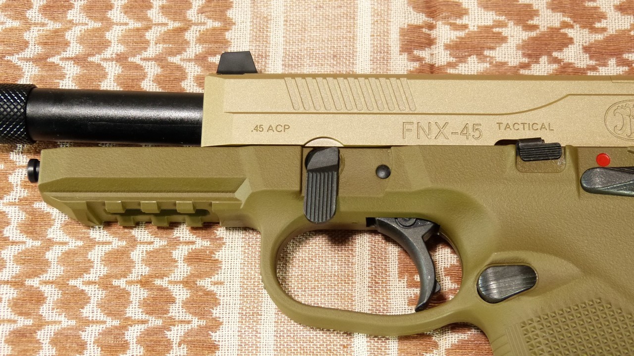 FNX-45 タクティカル ガスブローバックのレビュー: まる吉の